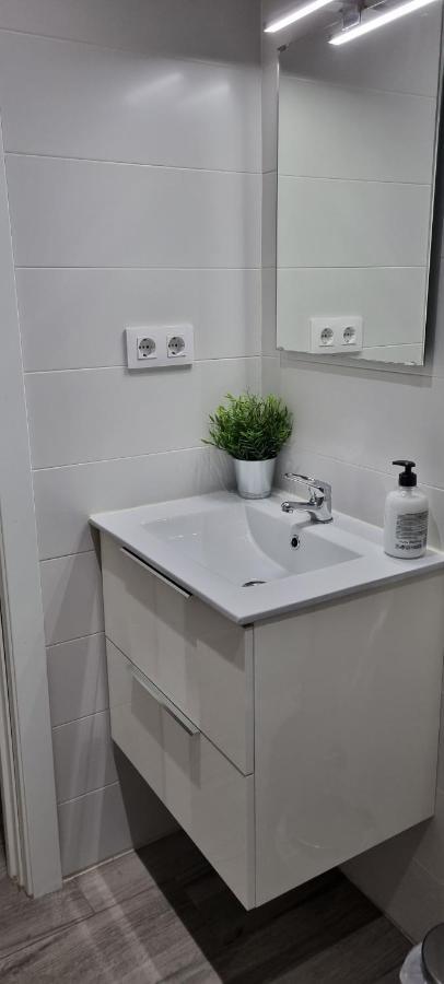 Apartamento Happy Place Madrid Dış mekan fotoğraf